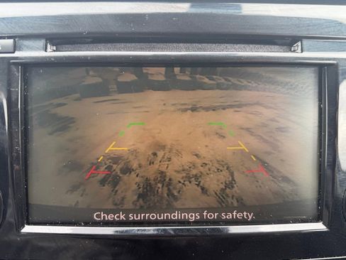 Used 2020 Nissan Rogue SV image 26