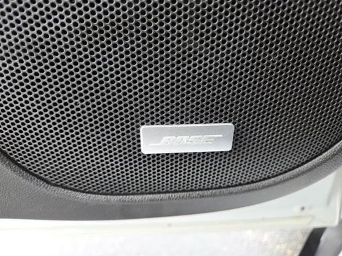 Used 2023 GMC Acadia Denali w/ Denali Ultimate Package image 11