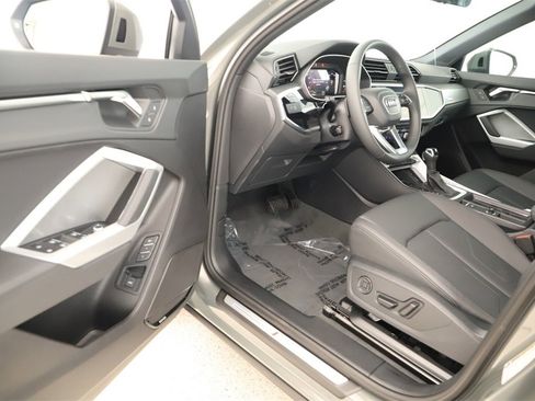 New 2025 Audi Q3 2.0T Premium image 14