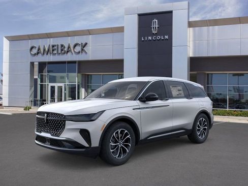 New 2026 Lincoln Nautilus Premier image 23