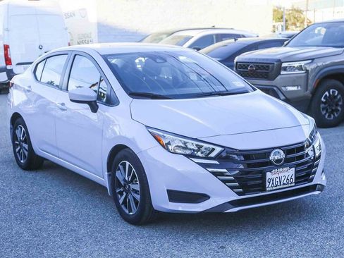 Used 2025 Nissan Versa SV w/ Trunk Package image 3