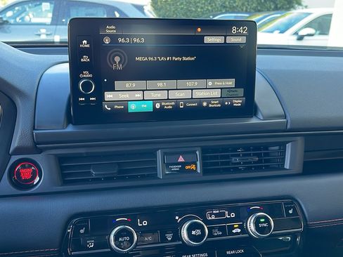 New 2025 Honda Pilot TrailSport image 19