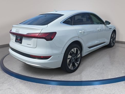 Used 2020 Audi e-tron Premium Plus AWD/4WD image 6