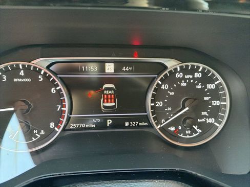 Used 2025 Nissan Pathfinder SL image 21