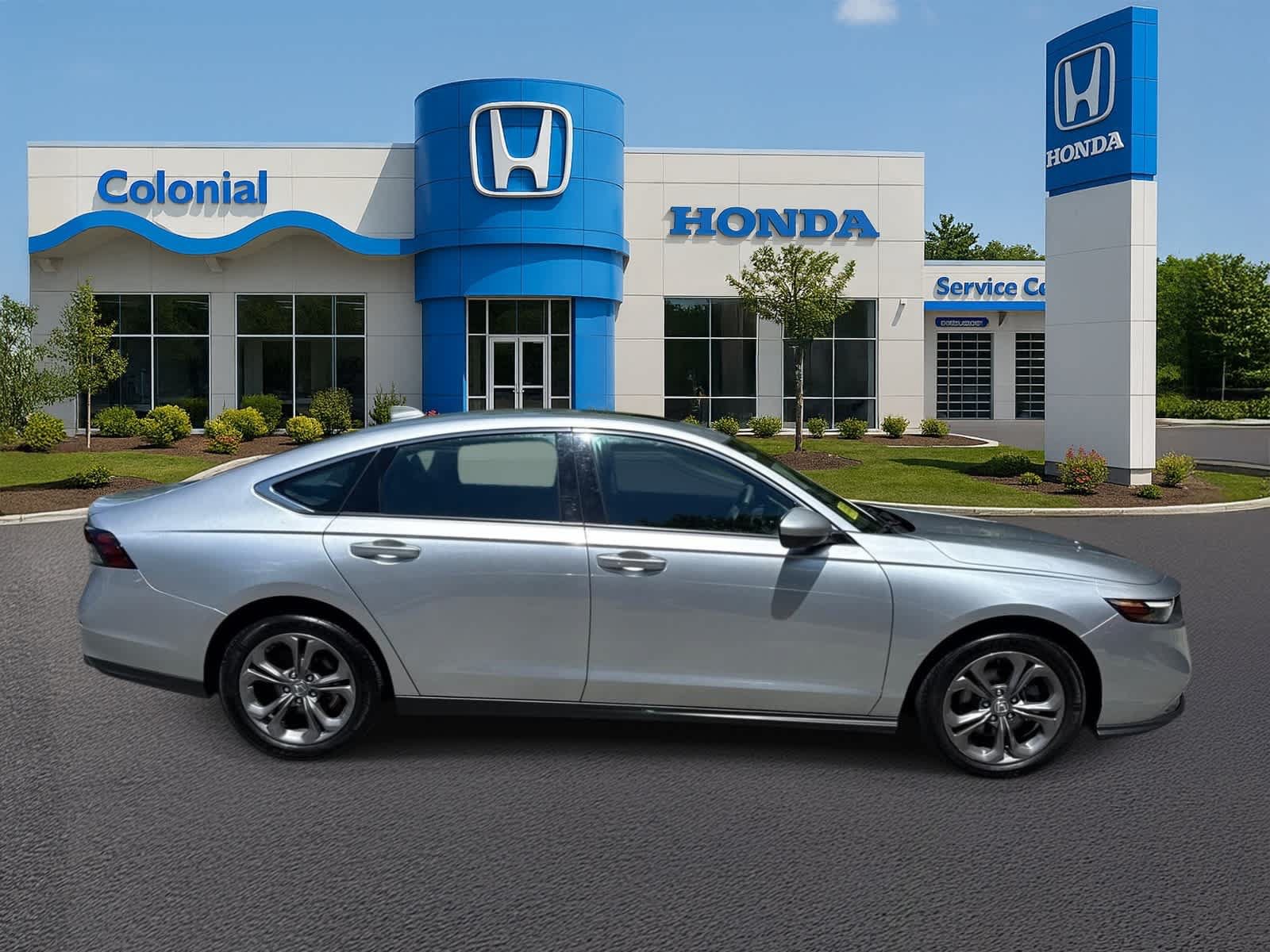 Used 2024 Honda Accord EX image 8
