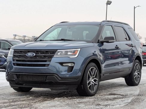 Used 2019 Ford Explorer Sport image 7