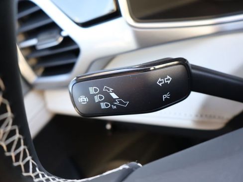 New 2026 Volkswagen Taos SEL image 38