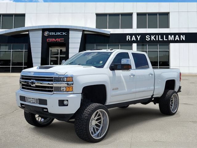Used 2019 Chevrolet Silverado 2500 High Country w/ Duramax Plus Package AWD/4WD image 4