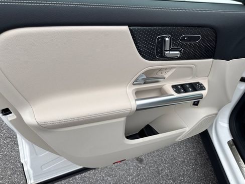 New 2026 Mercedes-Benz GLA 250 4MATIC image 10