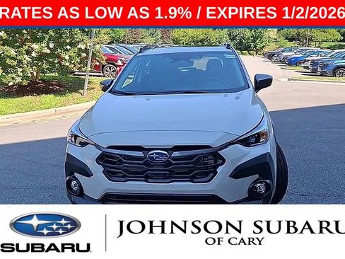 Used 2025 Subaru Crosstrek 2.0i Premium image 3