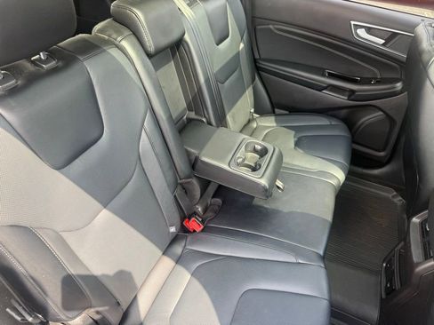 Used 2017 Ford Edge Titanium w/ Equipment Group 301A AWD/4WD image 47