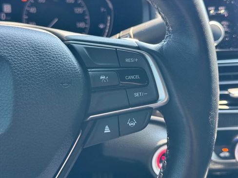 Used 2022 Honda Accord Sport image 18