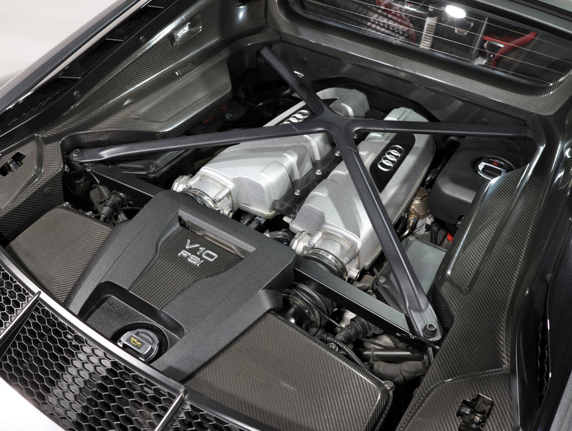 Used 2017 Audi R8 V10 plus AWD/4WD image 5