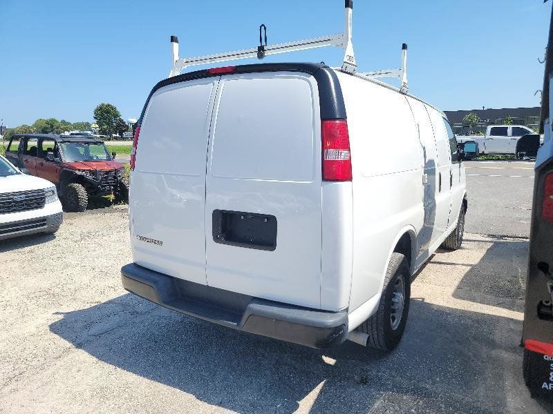 Used 2021 Chevrolet Express 2500 w/ Communications Package RWD image 7