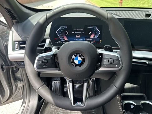 Used 2025 BMW X1 xDrive28i w/ M Sport Package AWD/4WD image 17