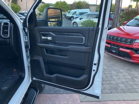 Used 2024 RAM 2500 Big Horn w/ Night Edition image 29