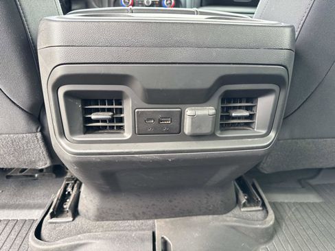Used 2022 Chevrolet Silverado 1500 RST AWD/4WD image 29
