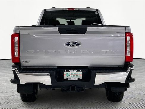 Used 2023 Ford F350 XLT image 5