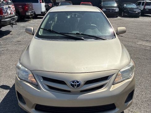 Used 2012 Toyota Corolla LE FWD image 6