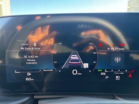 New 2025 Audi SQ5 Premium Plus image 21