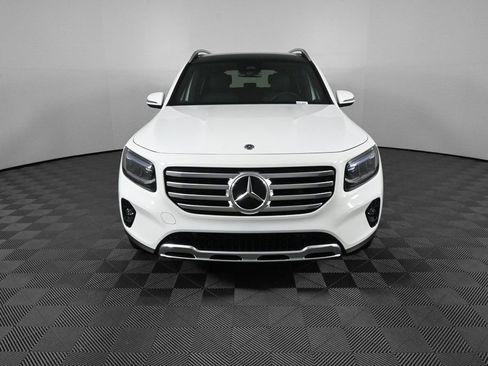 Used 2025 Mercedes-Benz GLB 250 image 35