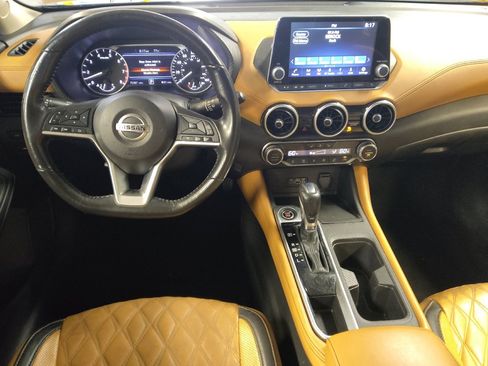 Used 2022 Nissan Sentra SV w/ SV Premium Package FWD image 22