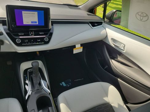 New 2026 Toyota Corolla SE FWD image 28
