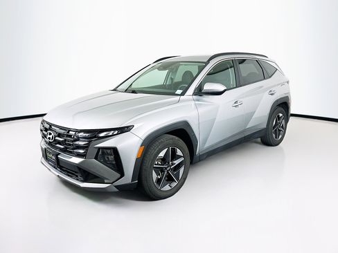 Used 2025 Hyundai Tucson SEL FWD image 3