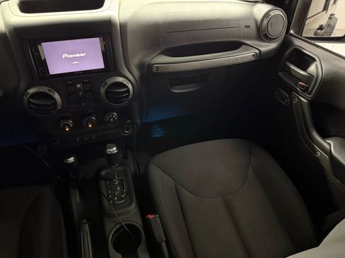 Used 2016 Jeep Wrangler Unlimited Sport w/ Quick Order Package 24S image 34