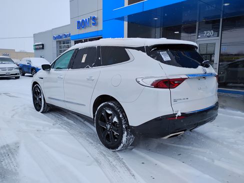 Used 2023 Buick Enclave Essence w/ Sport Touring Edition image 2