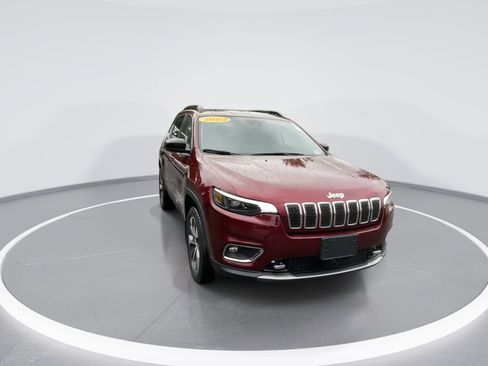 Used 2022 Jeep Cherokee Limited w/ Elite Package AWD/4WD image 2