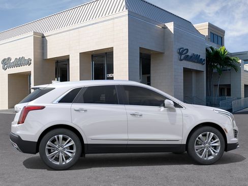 New 2026 Cadillac XT5 Premium Luxury w/ Driver Assist Package AWD/4WD image 5
