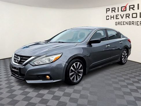 Used 2017 Nissan Altima 2.5 SV FWD image 4