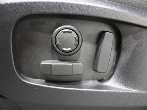 Used 2024 Land Rover Defender 110 S AWD/4WD image 4