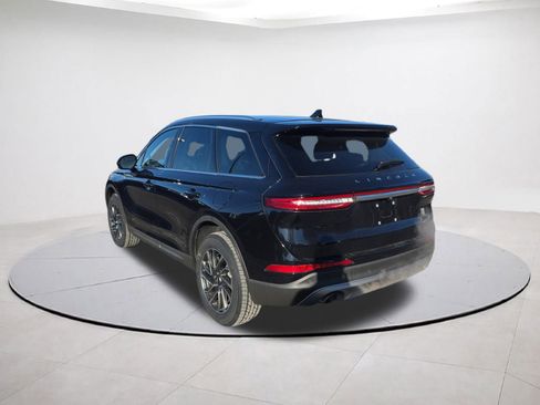 Used 2022 Lincoln Corsair AWD w/ Equipment Group 101A image 5