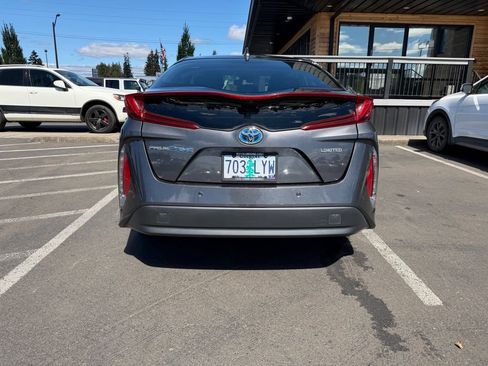 Used 2020 Toyota Prius Prime Limited FWD image 3