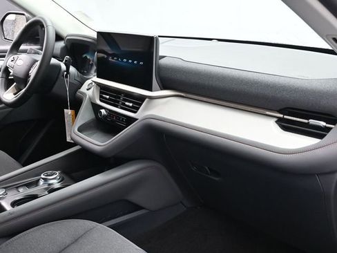 New 2026 Ford Explorer Active image 31