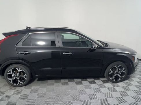 New 2025 Kia Niro EX Touring image 26