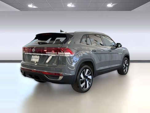 New 2026 Volkswagen Atlas Cross Sport SE FWD image 9