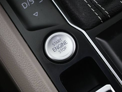 Used 2022 Volkswagen Atlas SE FWD image 13