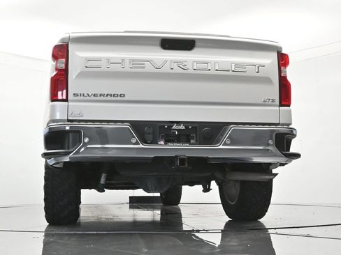 Used 2021 Chevrolet Silverado 1500 LTZ w/ LTZ Convenience Package II AWD/4WD image 43