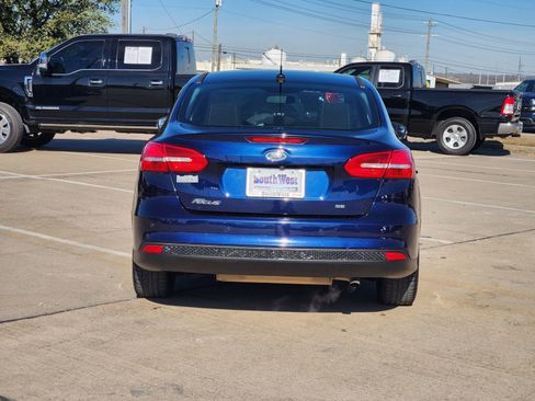 Used 2017 Ford Focus SEL image 8