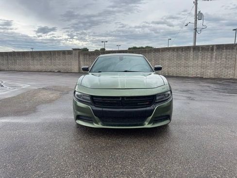Used 2021 Dodge Charger SXT w/ Blacktop Package RWD image 2