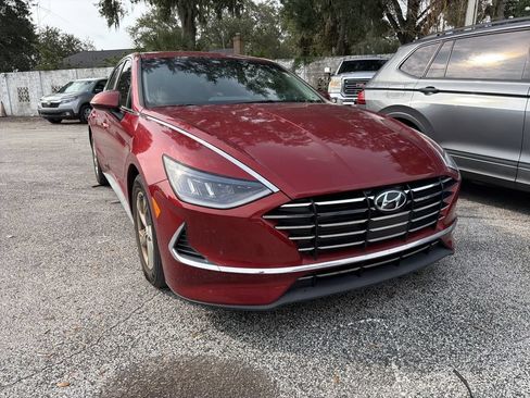 Used 2023 Hyundai Sonata SE FWD image 4