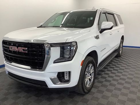 Used 2022 GMC Yukon XL SLE w/ Max Trailering Package AWD/4WD image 1