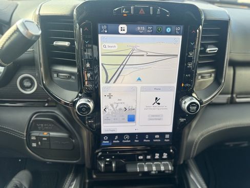 Used 2024 RAM 2500 Limited image 13