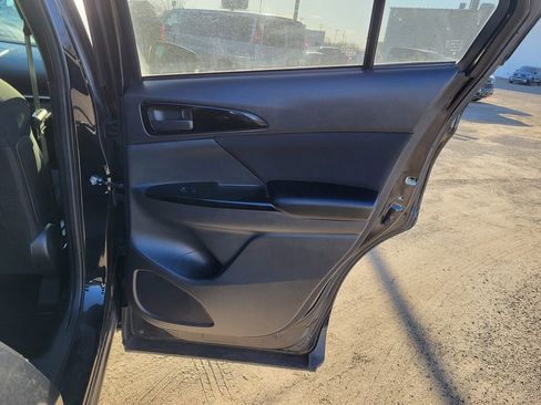 Used 2019 Mitsubishi Eclipse Cross LE image 18