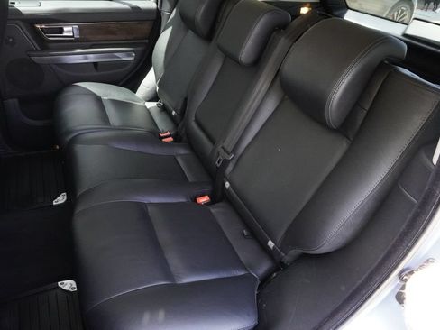 Used 2013 Land Rover Range Rover Sport HSE AWD/4WD image 30