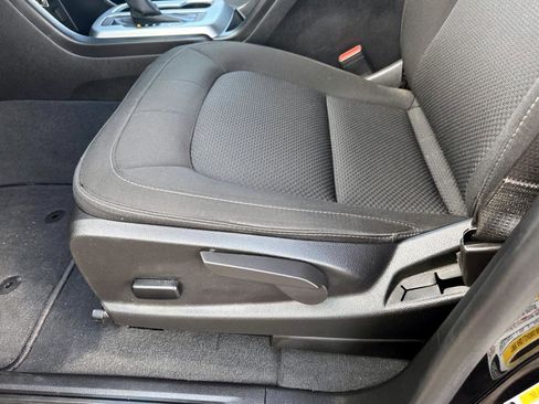 Certified 2022 Chevrolet Colorado LT w/ LT Convenience Package image 18