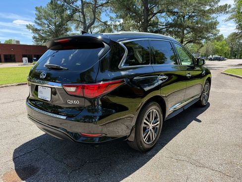 Used 2019 INFINITI QX60 Luxe w/ Essential Package FWD image 5